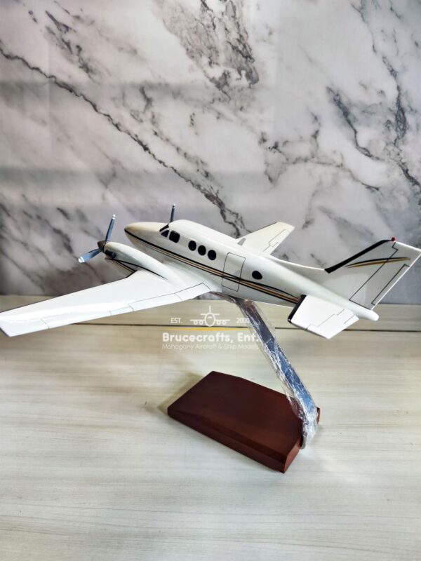 Beechcraft King Air C90 Custom Model - Image 23